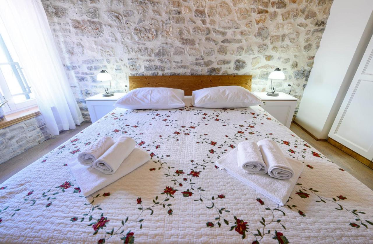 Apartments Festum Šibenik Eksteriør bilde