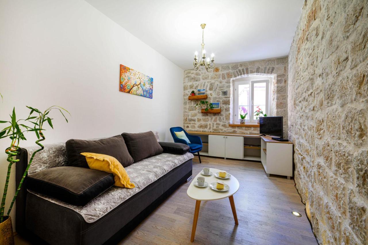 Apartments Festum Šibenik Eksteriør bilde
