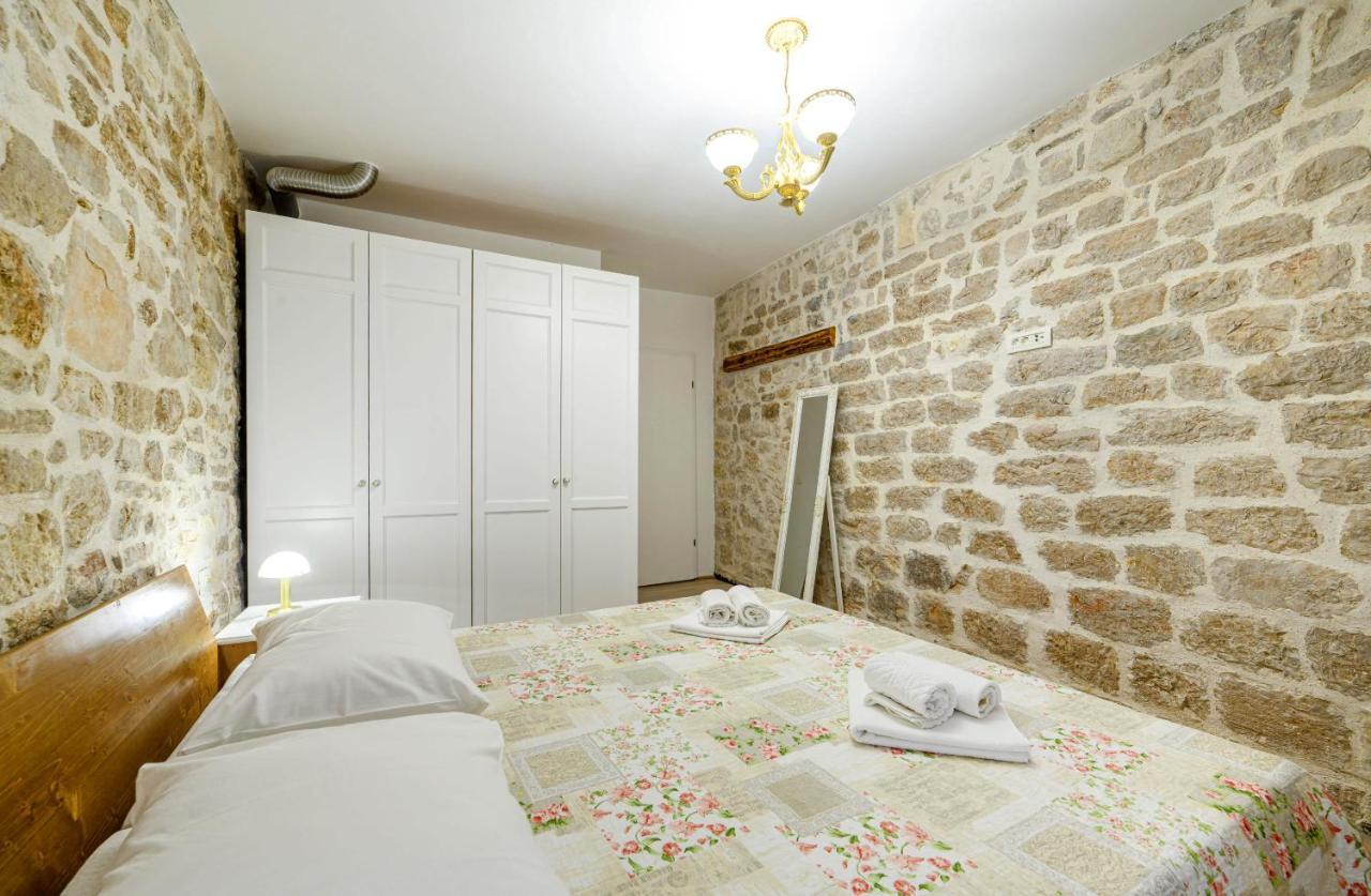Apartments Festum Šibenik Eksteriør bilde