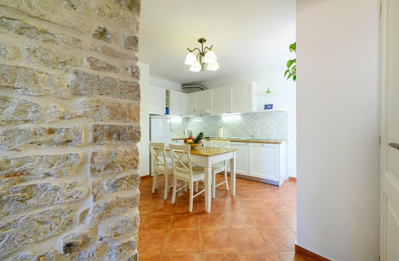 Apartments Festum Šibenik Eksteriør bilde