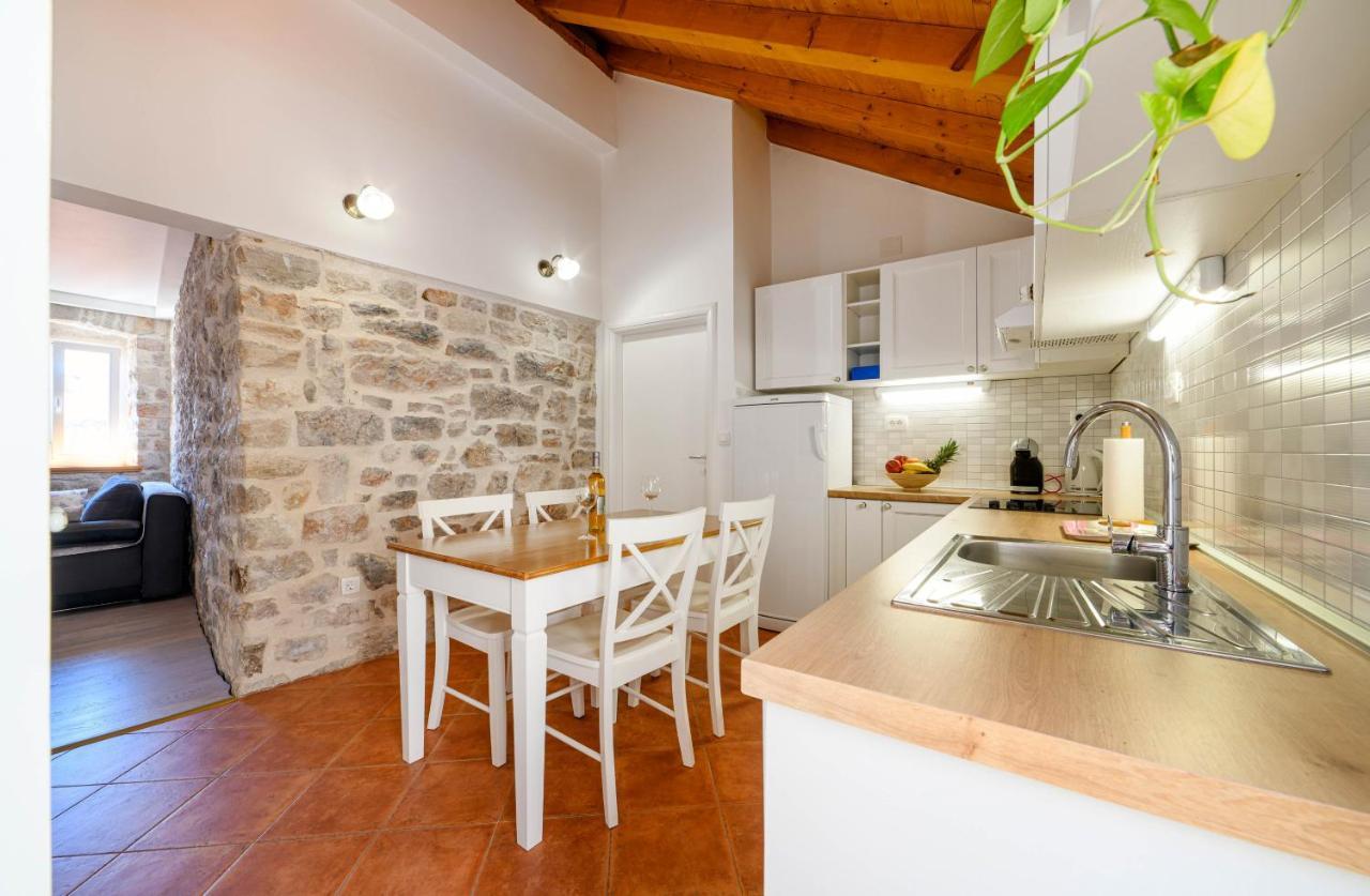 Apartments Festum Šibenik Eksteriør bilde