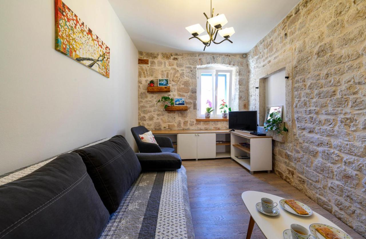 Apartments Festum Šibenik Eksteriør bilde