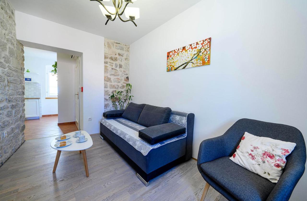 Apartments Festum Šibenik Eksteriør bilde